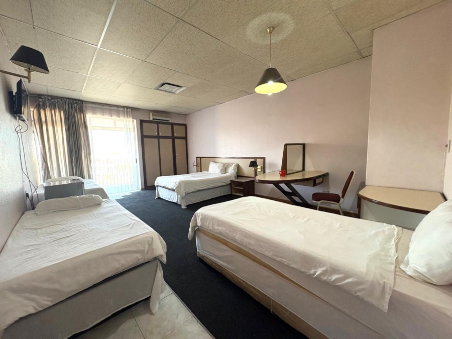 27 Bedroom Property for Sale in Dagbreek Free State
